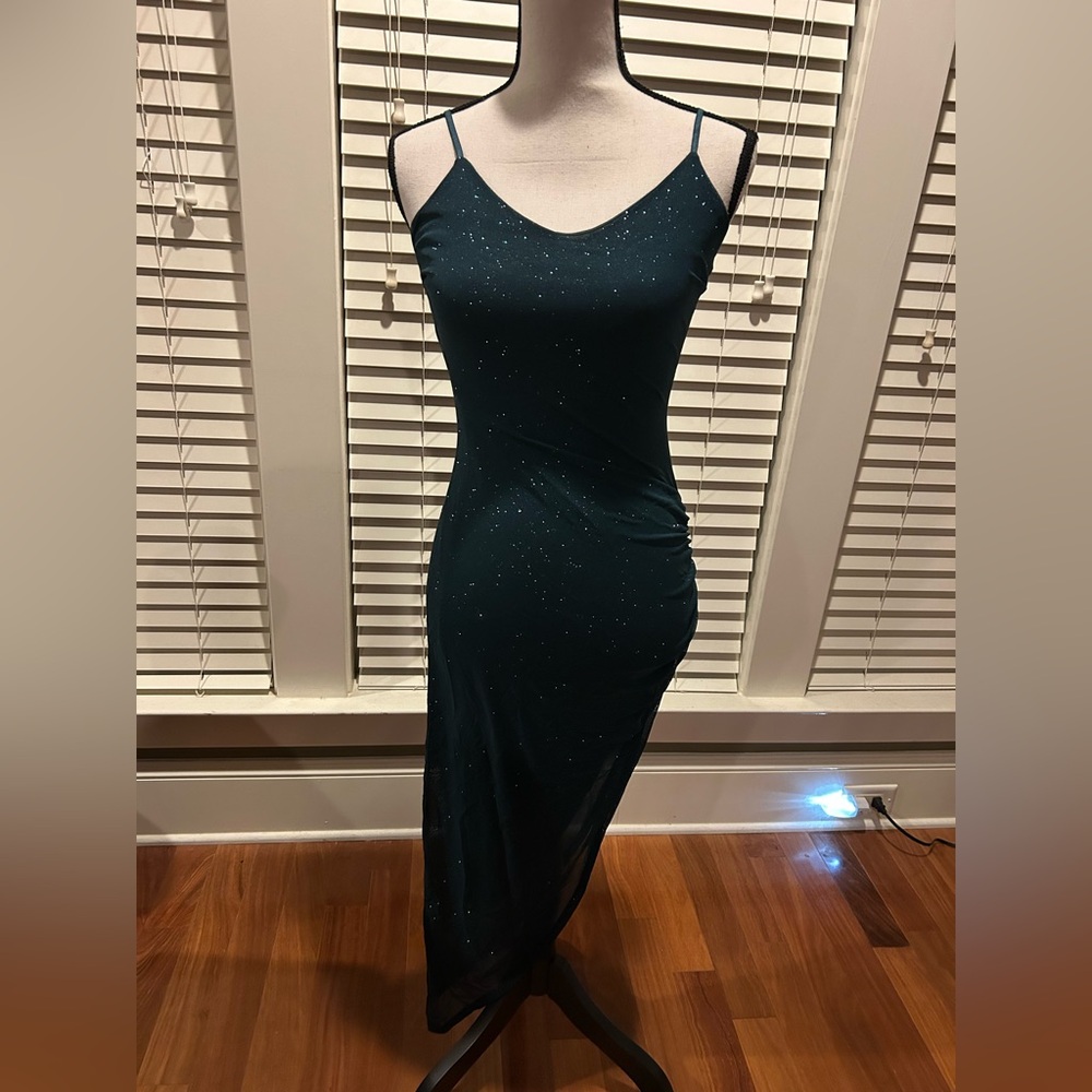 Madrag Chic Green Sparkly Backless Dress with Spaghetti Straps size S